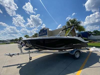 BOATZON | 2024 Bayliner Element M19