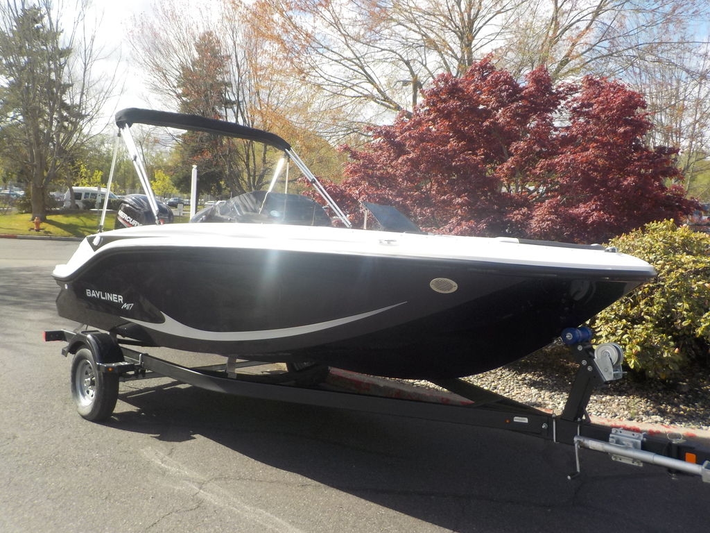 2024 Bayliner M17 - Sold Boat