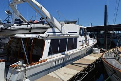 BOATZON | Bayliner Motoryacht 1985