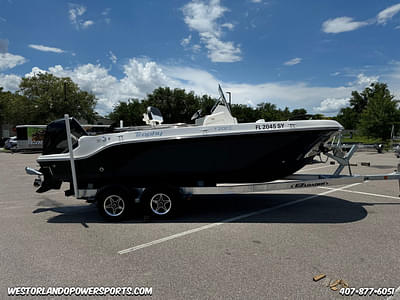 BOATZON | Bayliner T20CC 2021