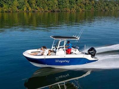 BOATZON | Bayliner T22CC 2024