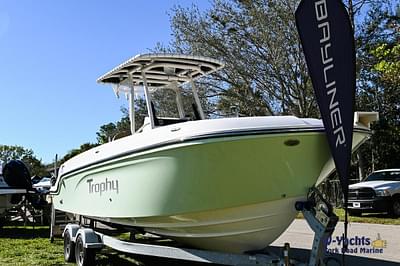 BOATZON | Bayliner T24 2023