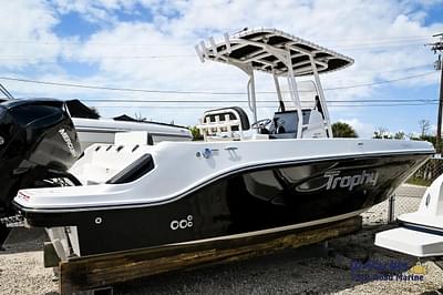 BOATZON | Bayliner T24 2023