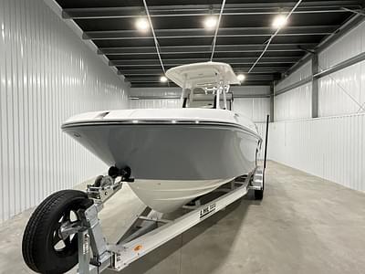 BOATZON | Bayliner T24CC 2024