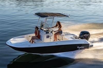 BOATZON | Bayliner Trophy T18 2025