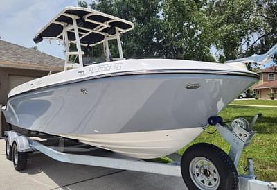 BOATZON | Bayliner Trophy T22CC 2022