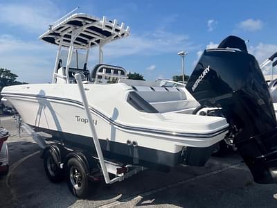 BOATZON | Bayliner Trophy T24CC 2023