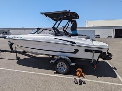 BOATZON | Bayliner VR4 Bowrider 2021