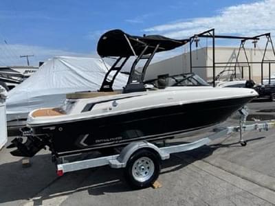 BOATZON | Bayliner VR4 Bowrider 2024