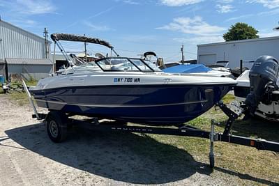 BOATZON | Bayliner VR4 Bowrider IO 2018