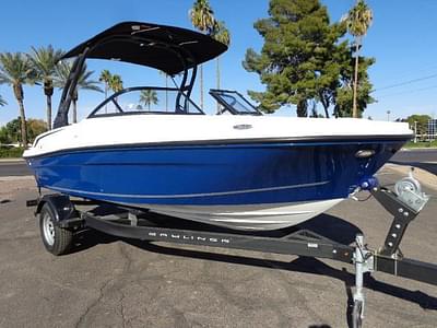 BOATZON | Bayliner VR4 Bowrider IO 2023