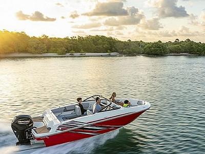 BOATZON | Bayliner VR4 Bowrider  Outboard 2023