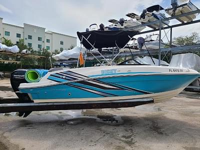 BOATZON | Bayliner VR5 2022