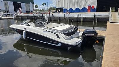 BOATZON | Bayliner VR5 Bowrider OB 2021