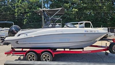 BOATZON | Bayliner VR5 Bowrider OB 2022