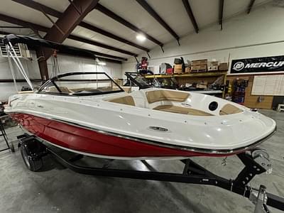 BOATZON | Bayliner VR5 Bowrider  Outboard 2024