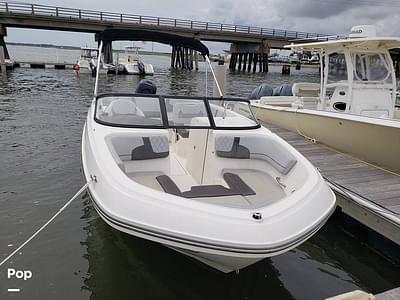 BOATZON | Bayliner VR6 OB