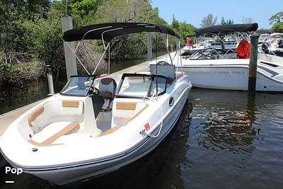 BOATZON | Bayliner VR6 OB