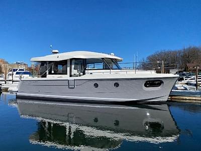 BOATZON | Beneteau 41 Swift Trawler Sedan 2024