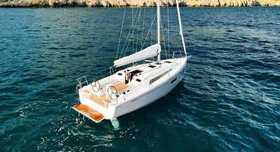 BOATZON | Beneteau Oceanis 341 2023