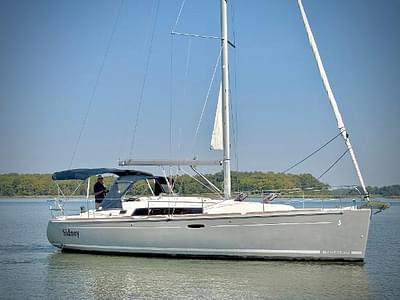 BOATZON | Beneteau Oceanis 37 2014