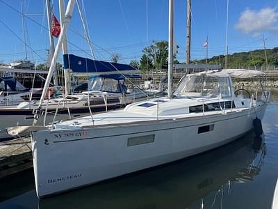 BOATZON | Beneteau Oceanis 381 2017