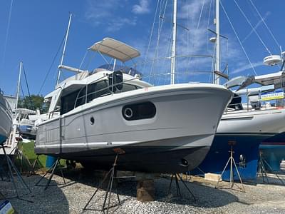 BOATZON | Beneteau Swift Trawler 30 2019