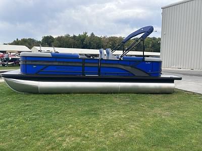 BOATZON | Bennington 22 SSR 2024