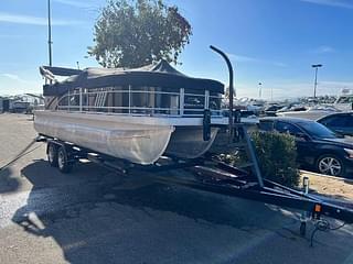 BOATZON | 2021 Bennington 22LSR