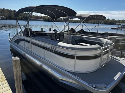 BOATZON | Bennington 24 SXSB Dinette 2023