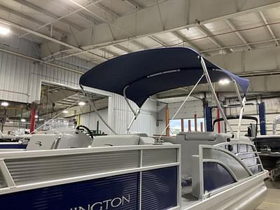 BOATZON | Bennington 25 L BOWRIDER FASTBACK 2023