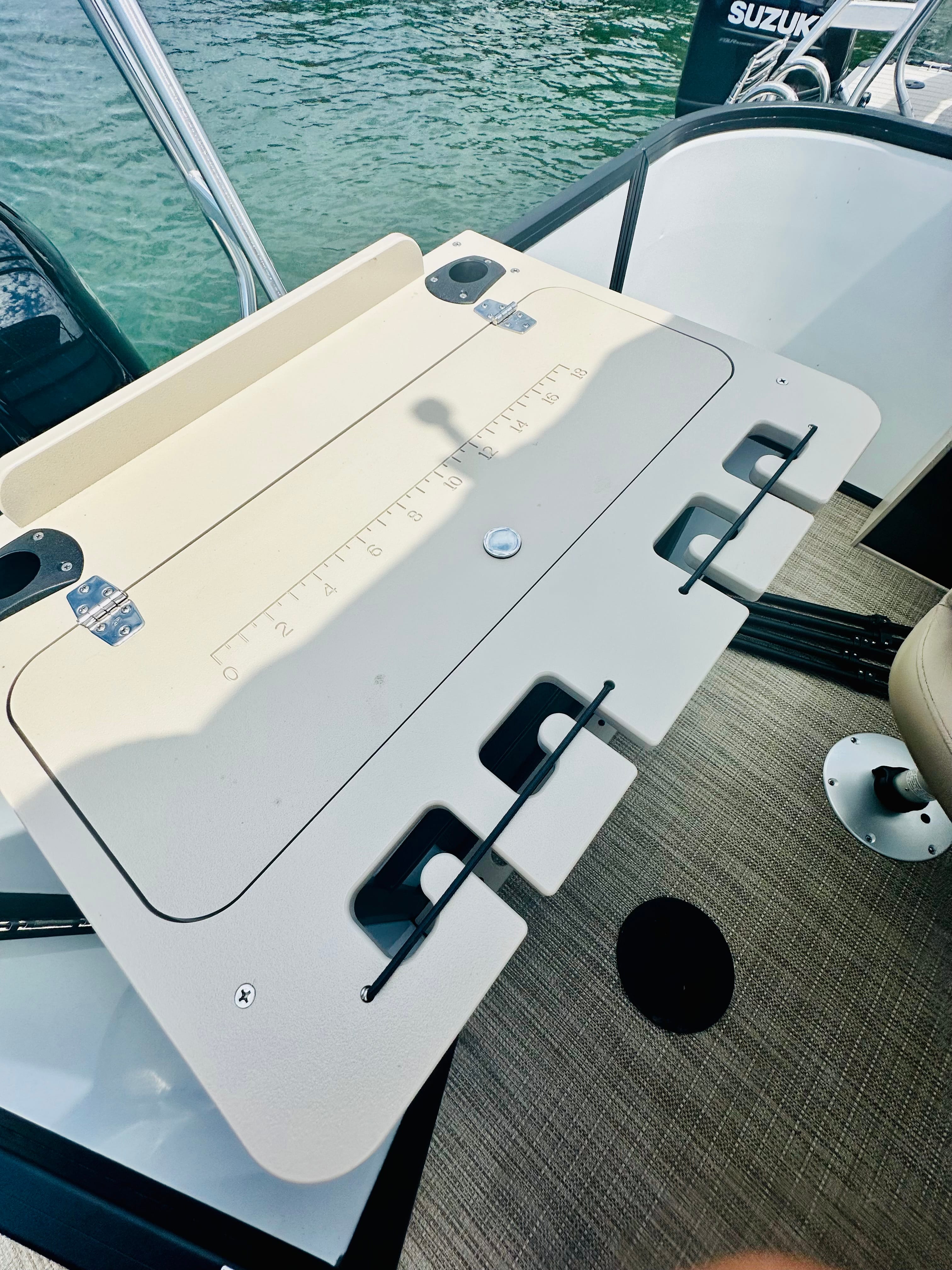 Used BENTLEY PONTOON 2024 for sale in central city, Pennsylvania