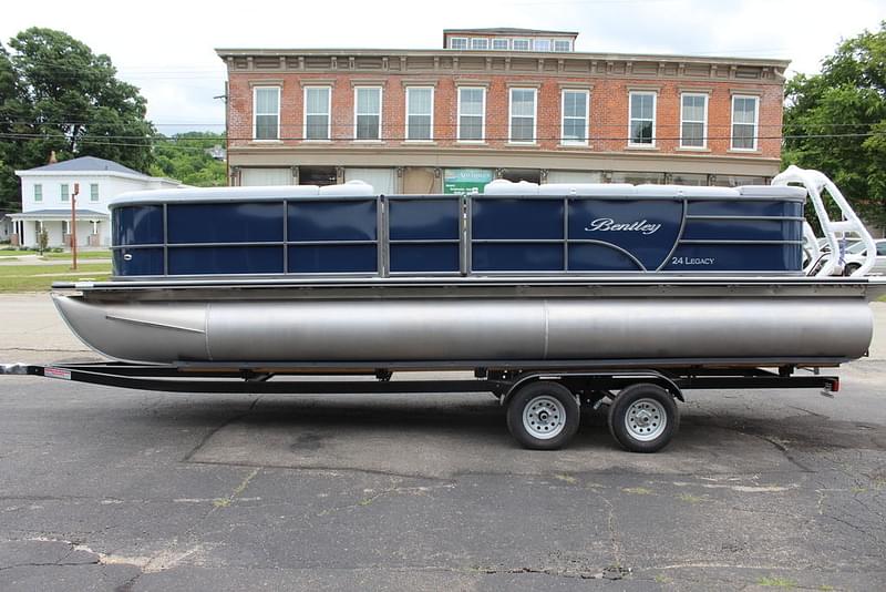 New Bentley Pontoons Cruise 240 2024 for sale in new richmond, Ohio