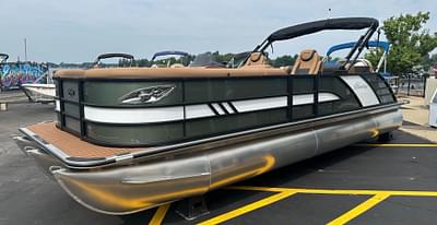 BOATZON | Bentley Pontoons Elite 253 Swingback Dual Capt 2025