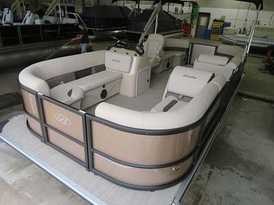 BOATZON | Bentley Pontoons LE 200 CW Quad Lounge  90HP Honda 4Stroke EFI 2024