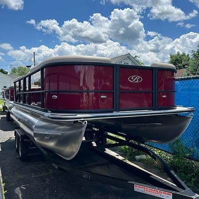 BOATZON | Bentley Pontoons Legacy 200 Navigator 2024