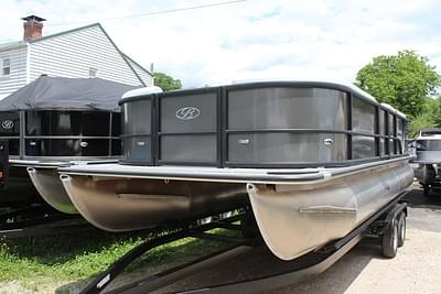 BOATZON | Bentley Pontoons Legacy 220 Cruise XL 2024