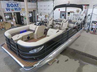 BOATZON | Bentley Pontoons Legacy 220 QSB Swingback  Honda 4Stroke EFI 2025