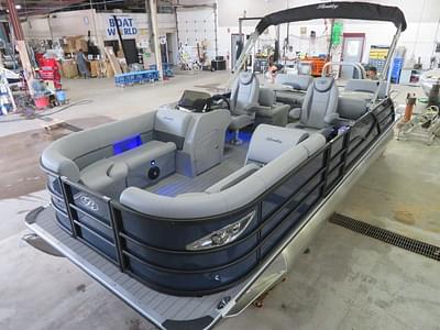 BOATZON | Bentley Pontoons Legacy 220 QSB Swingback  Honda 4Stroke EFI 2025