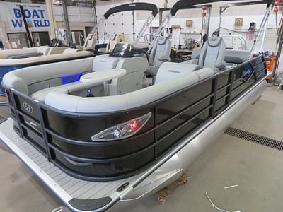 BOATZON | Bentley Pontoons Legacy 220 Swingback  Honda 4Stroke EFI 2025