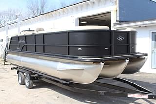 BOATZON | Bentley Pontoons Legacy 223 QSB 34 Tube 2024