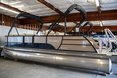 BOATZON | Bentley Pontoons Legacy 223 Swingback 34 Tube 2024