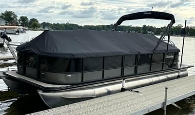 BOATZON | Bentley Pontoons Legacy 240 Navigator wSeaLegs 2024