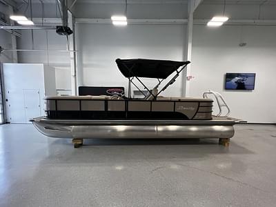 BOATZON | Bentley Pontoons Legacy 243 Navigator Full Tube 2024