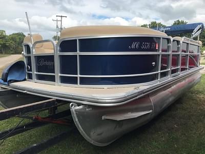 BOATZON | Berkshire Pontoons 190CL CTS WMERCURY 60HP 2013