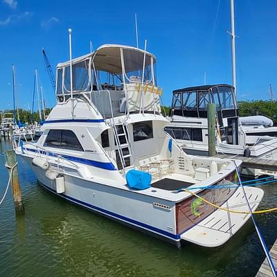 BOATZON | Bertram 37 Convertible 1989