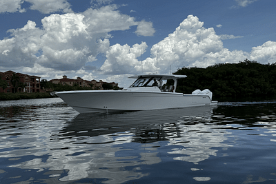 BOATZON | Bertram 39 CC 2025