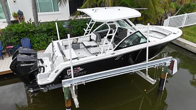 BOATZON | Blackfin 242 252 Dual Console TWIN 200s 2020