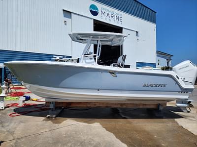 BOATZON | Blackfin 252 CC 2023