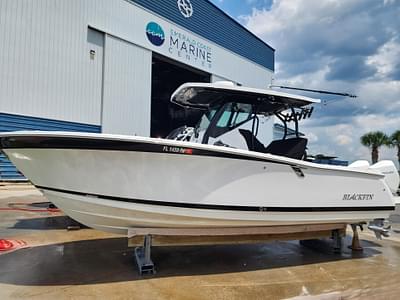 BOATZON | Blackfin 272 CC 2023